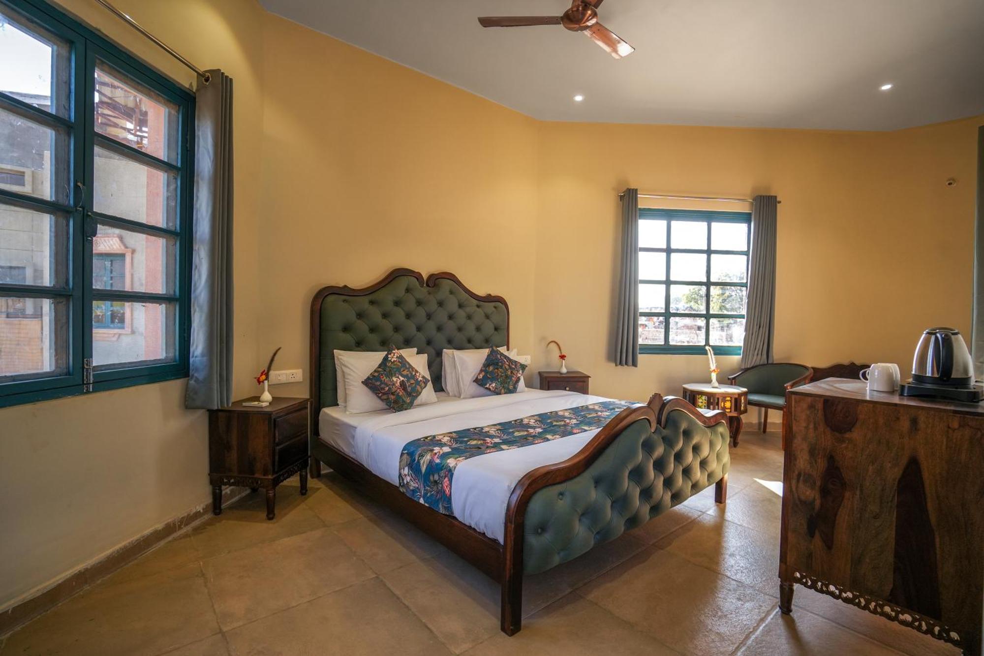 Palpur Fort A Kuno Wildlife Resort, Morawan Sesaipura ภายนอก รูปภาพ