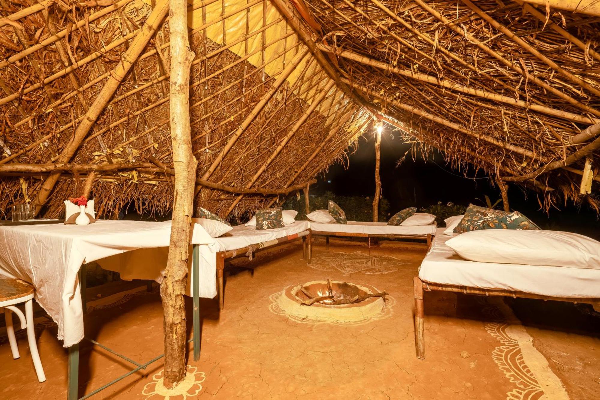 Palpur Fort A Kuno Wildlife Resort, Morawan Sesaipura ภายนอก รูปภาพ