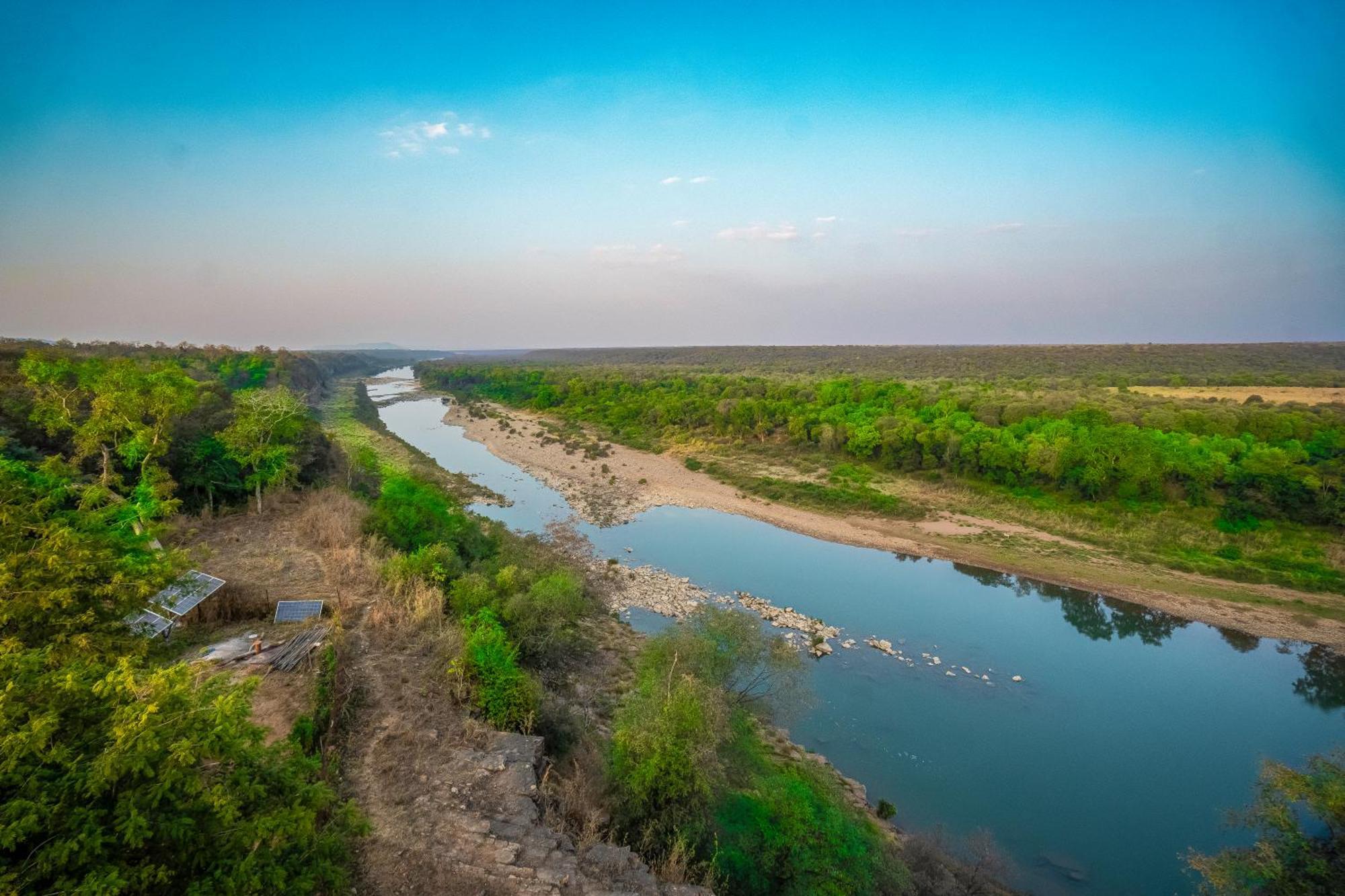 Palpur Fort A Kuno Wildlife Resort, Morawan Sesaipura ภายนอก รูปภาพ