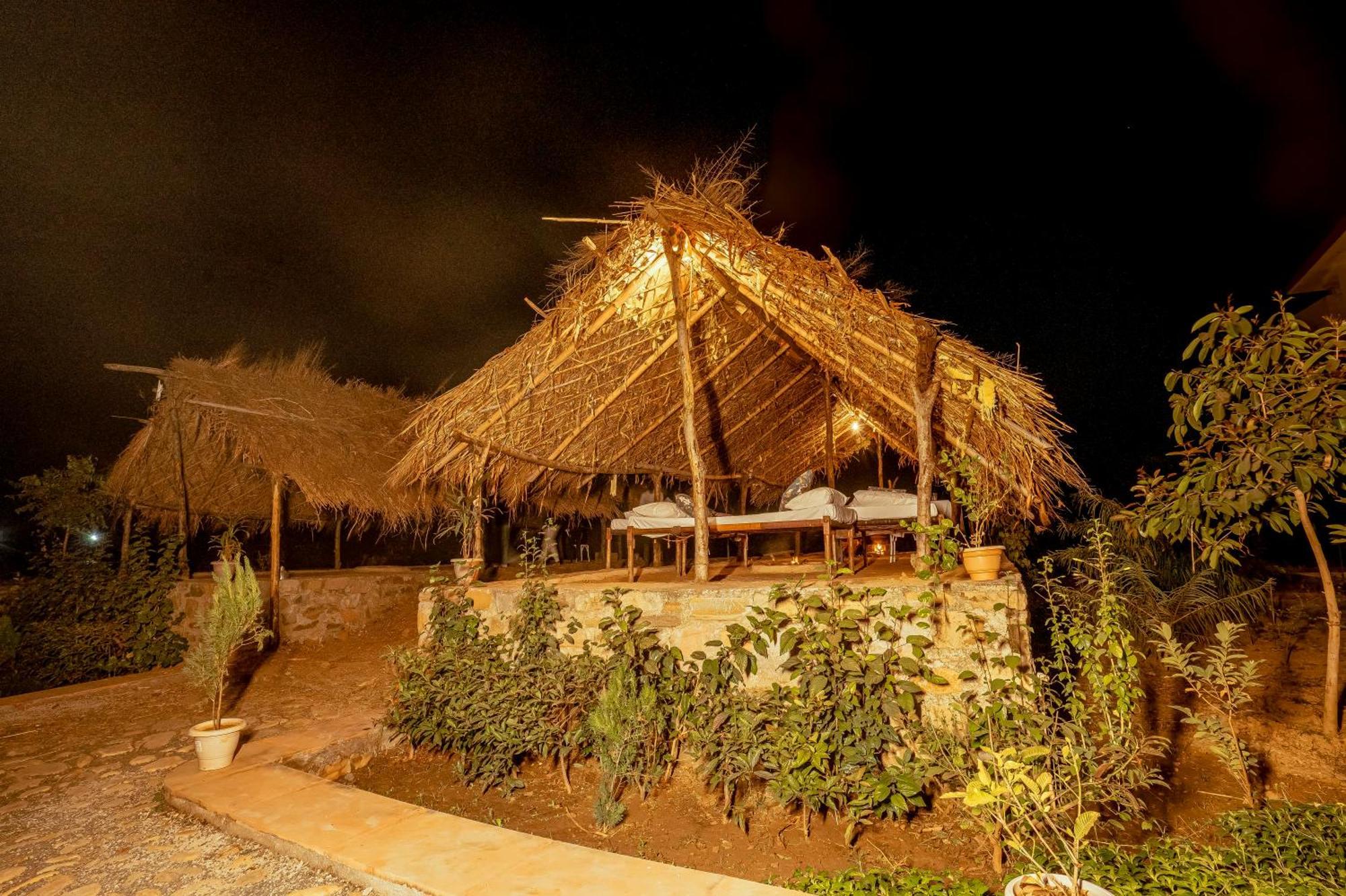 Palpur Fort A Kuno Wildlife Resort, Morawan Sesaipura ภายนอก รูปภาพ